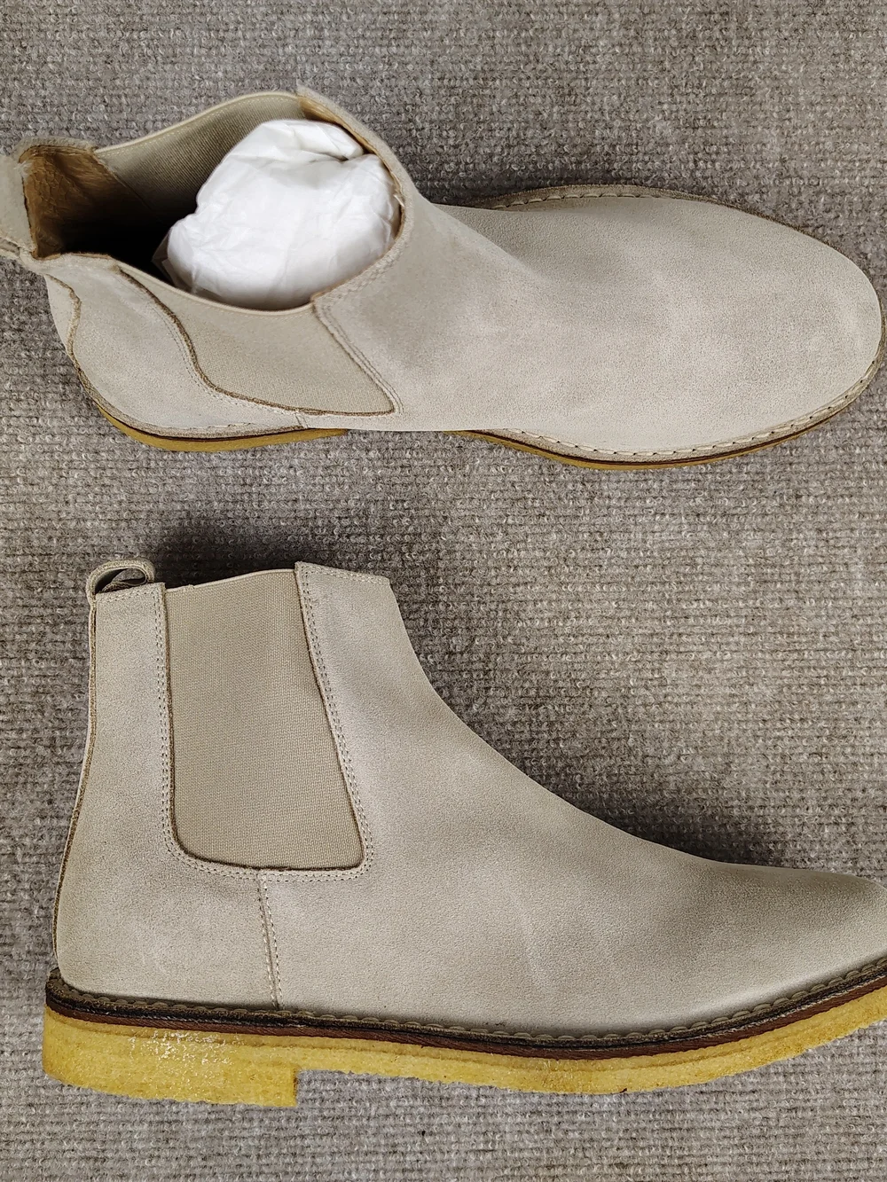 Mens BARNEYS NEW YORK Velour Beige Chelsea Boots Size 9M ITALY